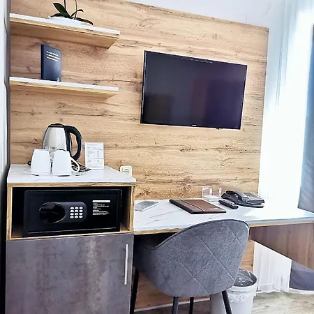 Am Ludwigsplatz 호텔 3*