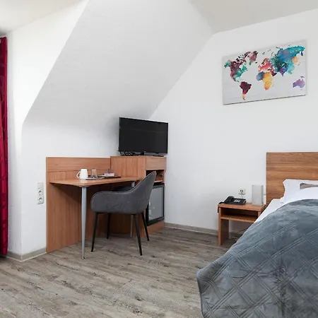 מלון Am Ludwigsplatz 3*