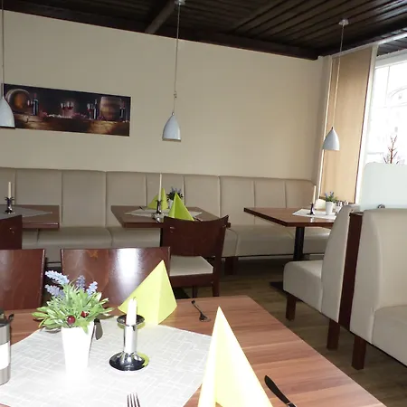 Szálloda Am Ludwigsplatz