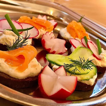 Am Ludwigsplatz מלון