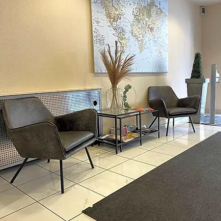 Am Ludwigsplatz 호텔 3*