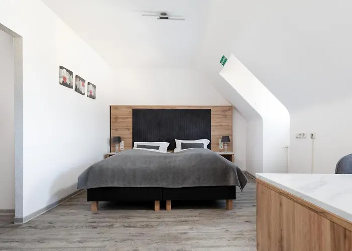 Am Ludwigsplatz Hotel 3*