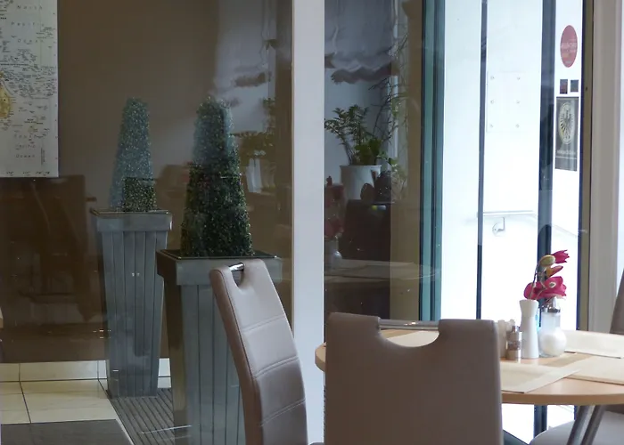 酒店 鲁德温格思广场酒店 3*