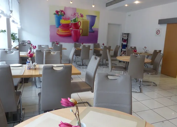 鲁德温格思广场酒店 3* Gießen