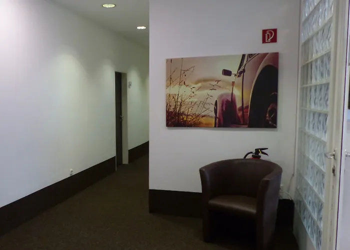 鲁德温格思广场酒店 Gießen